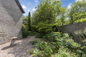 Photo 7- click for photo gallery